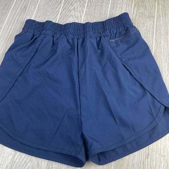 Training Sweat Wicking Fabric Shorts with Side Zipper Pocket Garterized Waistban - Picture 1 of 6